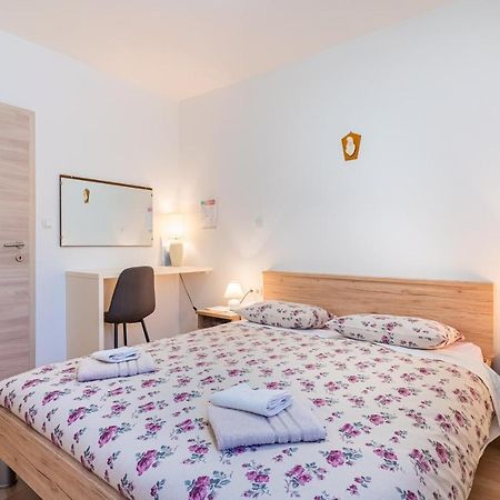 קרס Room Laudina מראה חיצוני תמונה