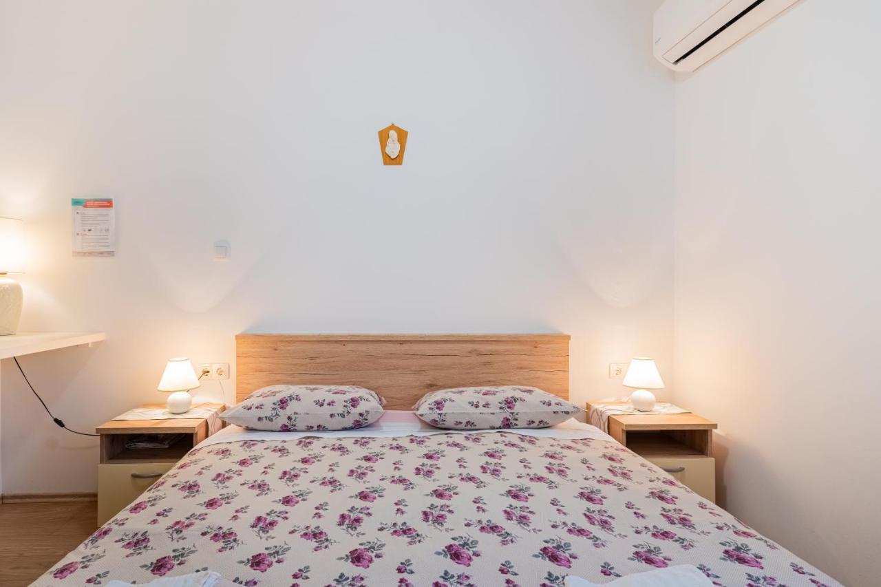 קרס Room Laudina מראה חיצוני תמונה